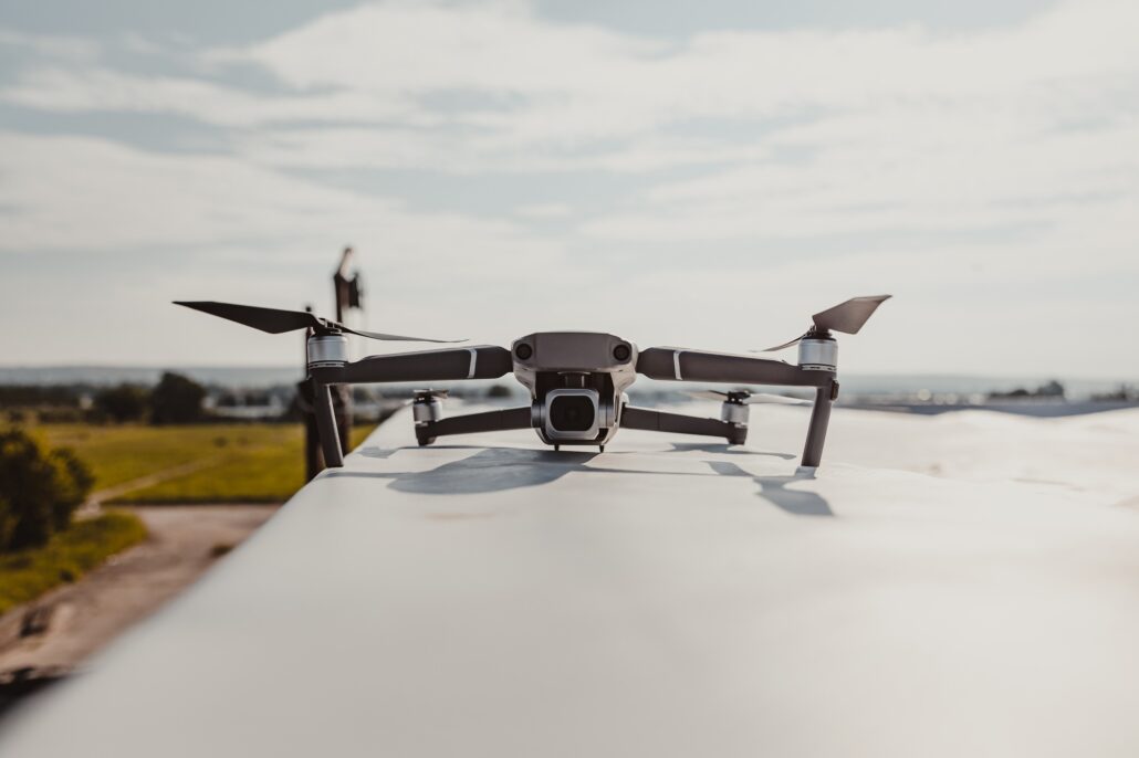 drone landed on the roof in construction